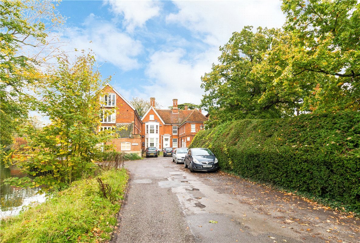 19 bedroom House, St. Helens Wharf, Abingdon, OX14 - Available