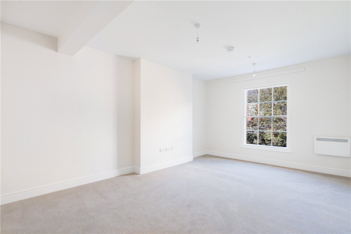 2 bedroom Flat, Walton Crescent, Oxford, OX1 - Available, Image 5