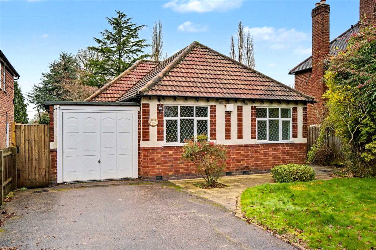 3 bedroom Bungalow, Waste Lane, Balsall Common, CV7 - Available