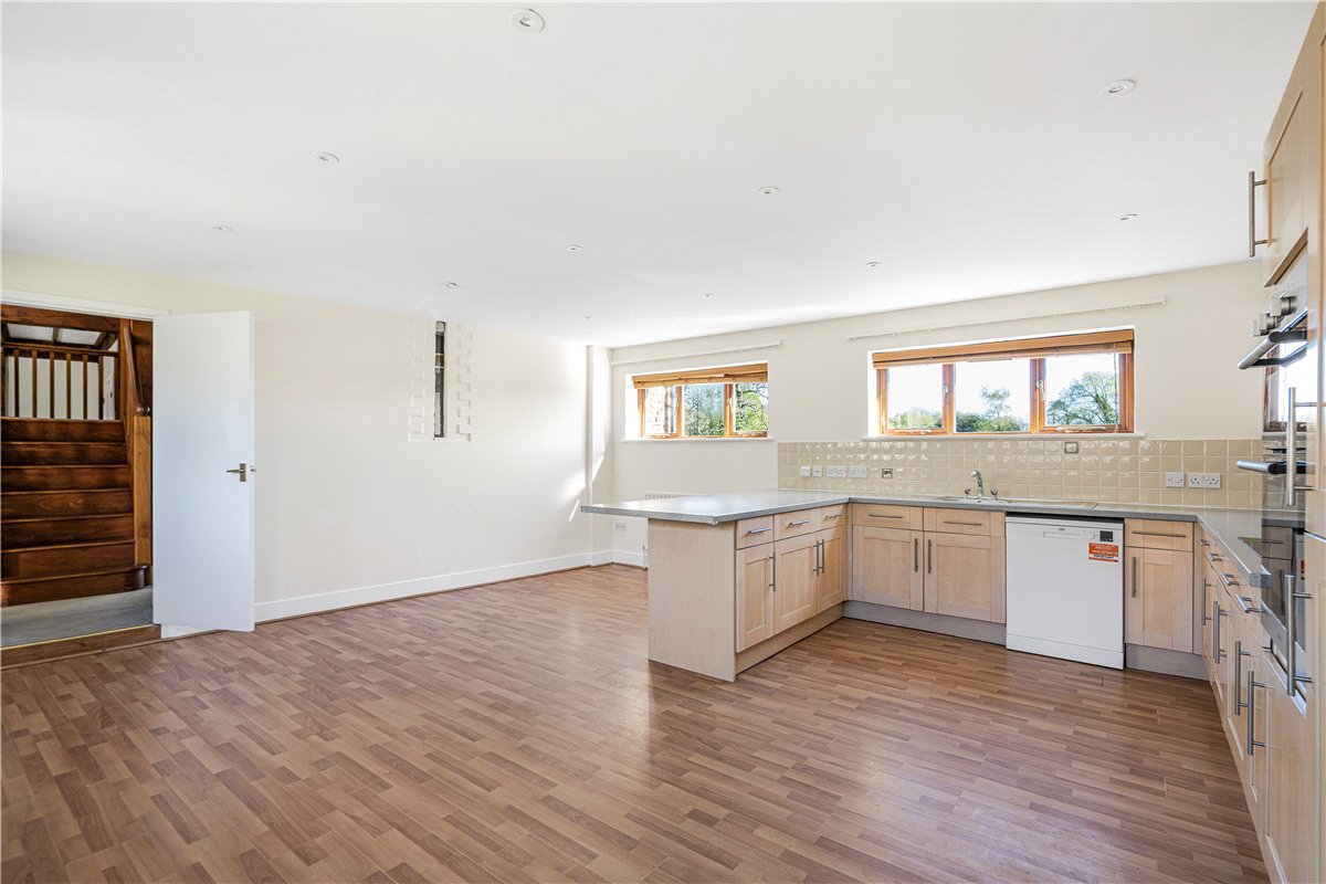 3 bedroom House, Lower Farm, Denton, OX44 - Let Agreed, Image 18