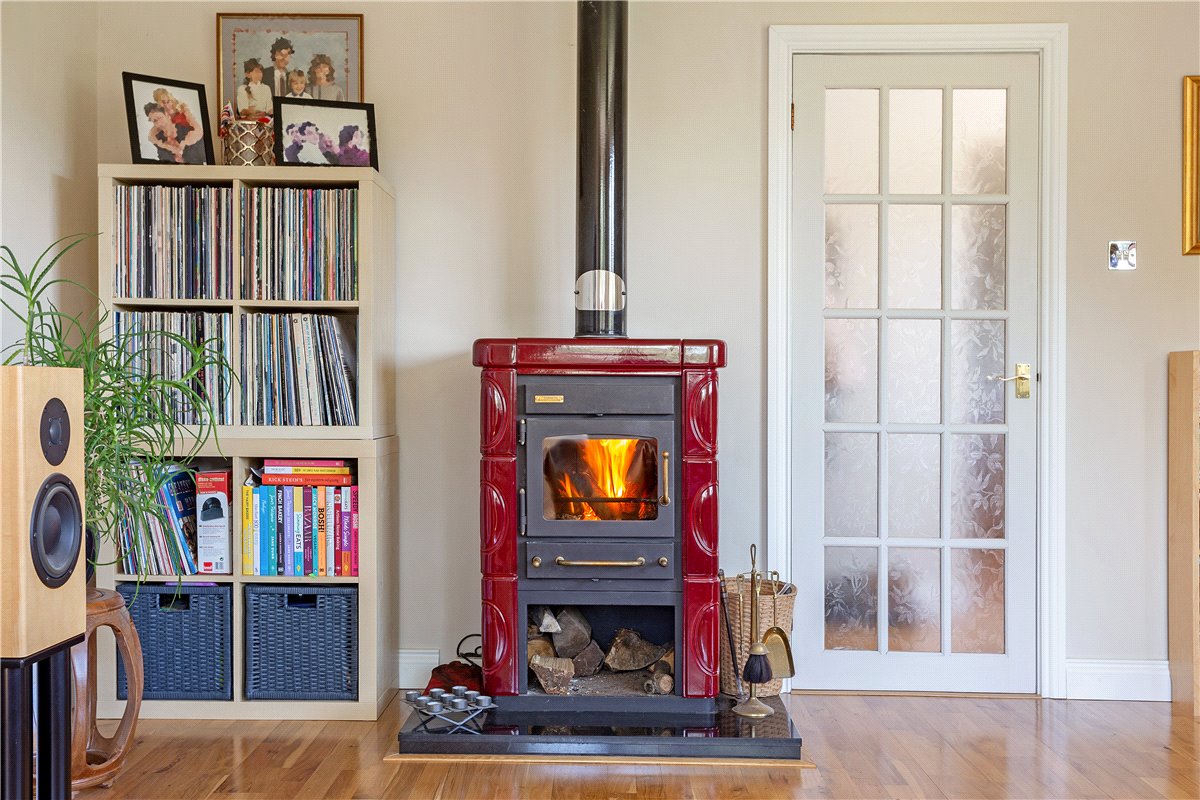 4 bedroom Bungalow, Bucklebury Alley, Cold Ash, RG18 - Sold STC, Image 15