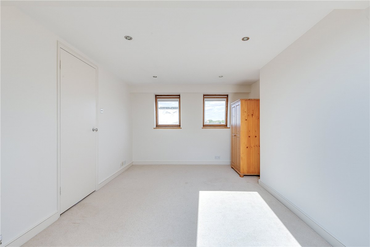 4 bedroom House, Langthorne Street, London, SW6 - , Image 4