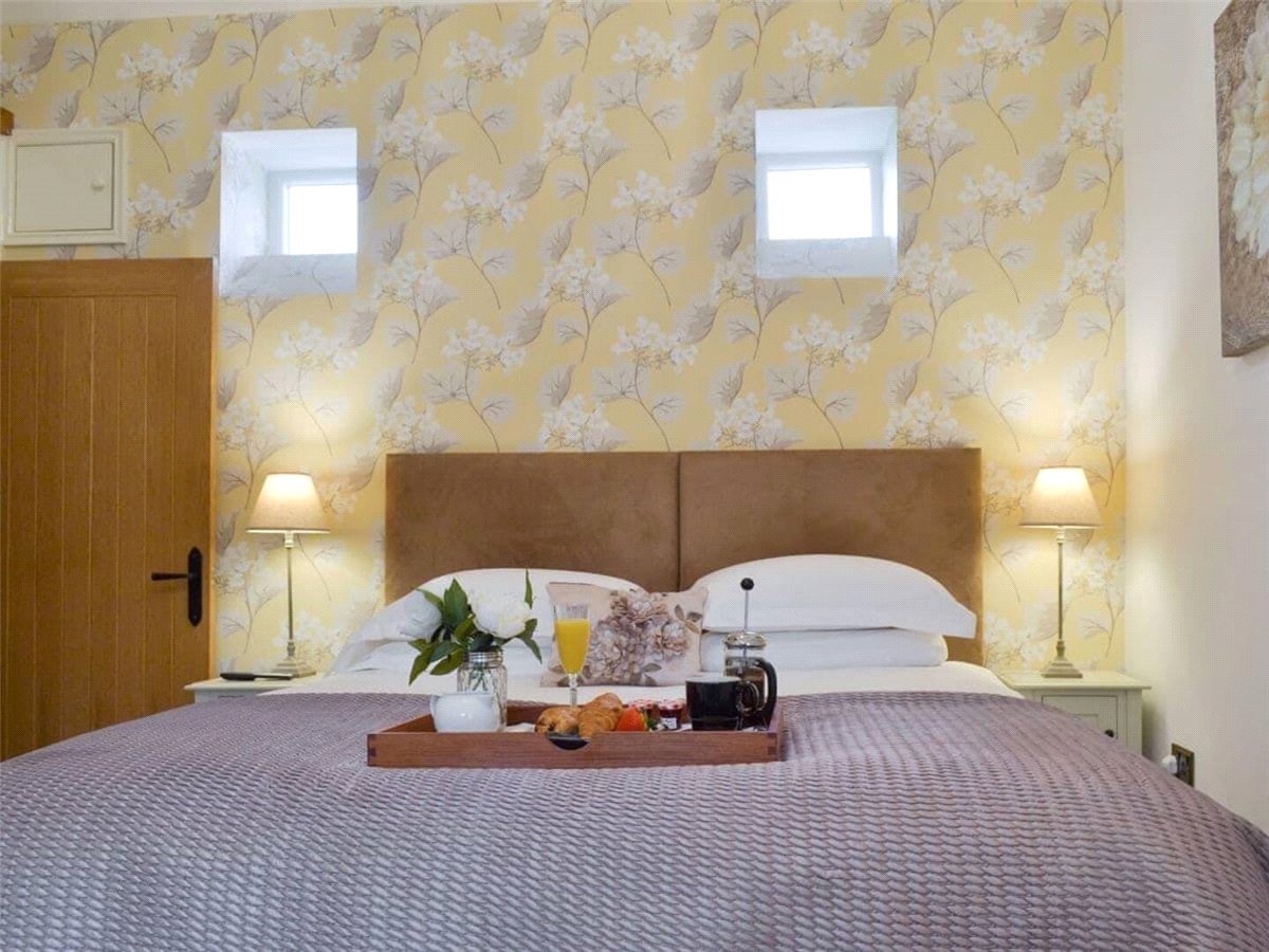 2 bedroom Barn Conversion, Holtby Lane, Holtby, YO19 - Let Agreed, Image 13