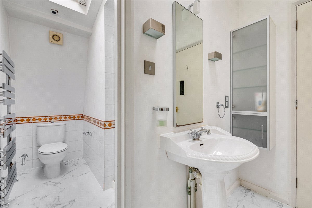 3 bedroom Flat, Ennismore Gardens, Knightsbridge, SW7 - Available, Image 3