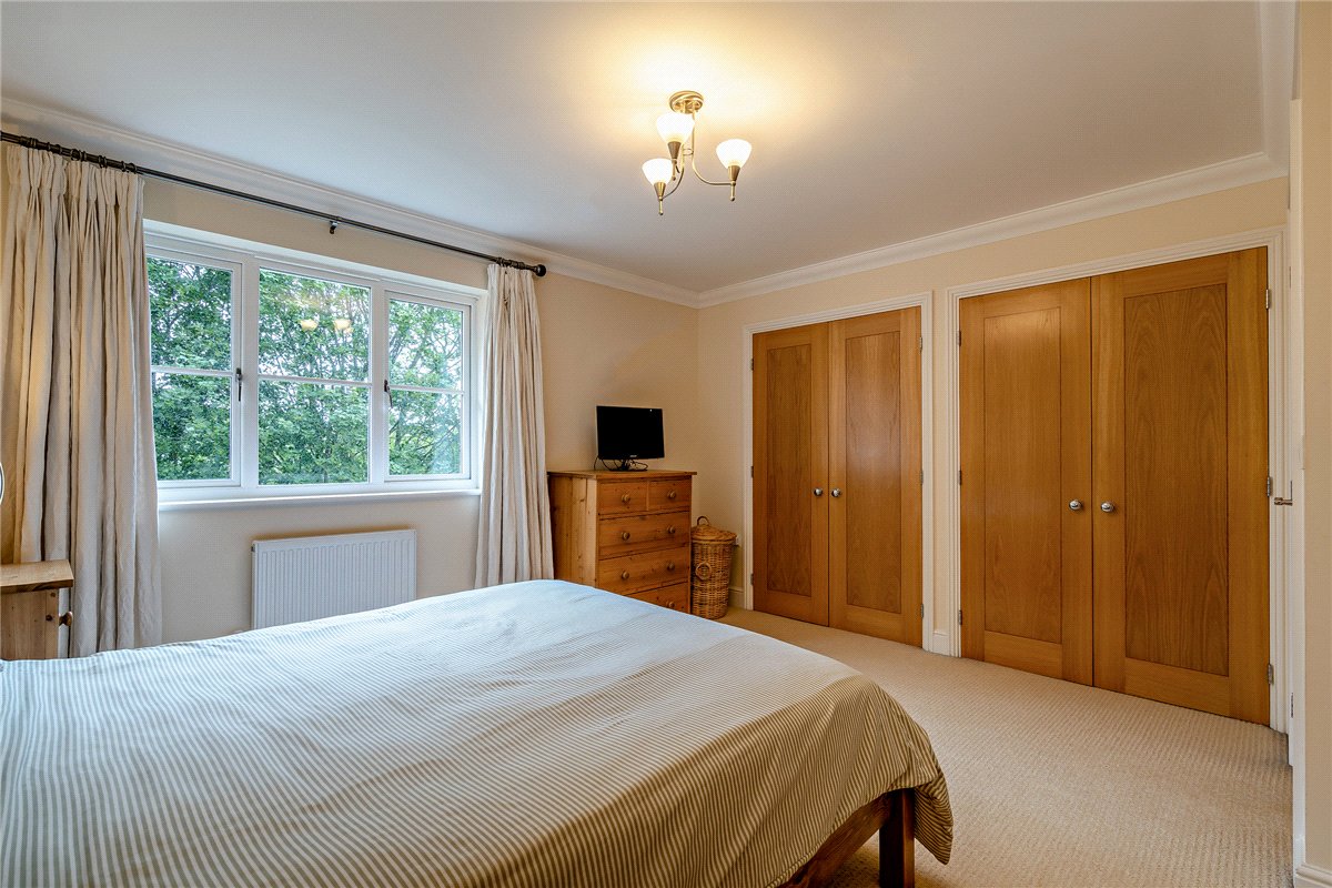 4 bedroom House, Hermitage Green, Hermitage, RG18 - Available, Image 22