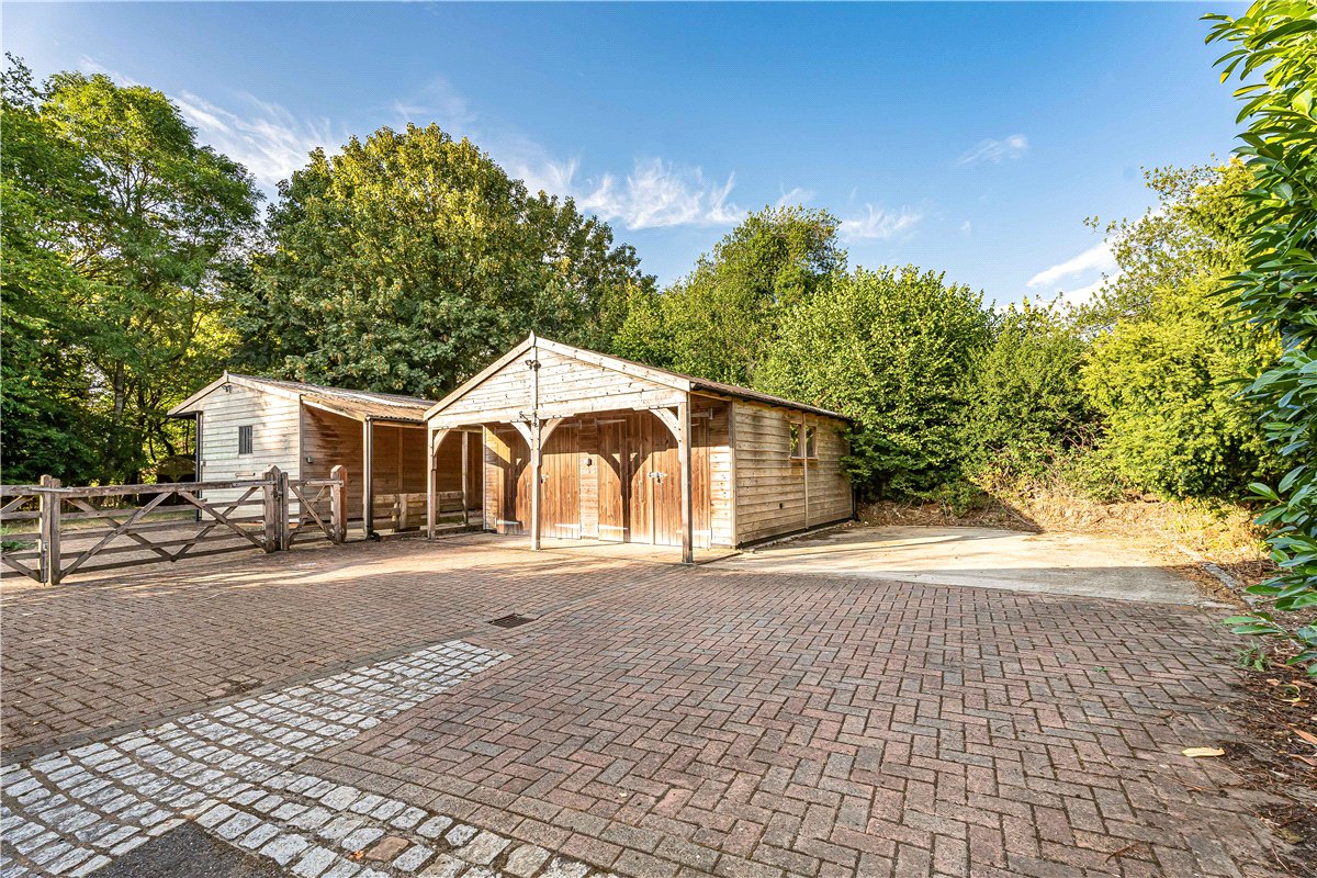 10 bedroom House, Frith Hill, South Heath, HP16 - Available, Image 46