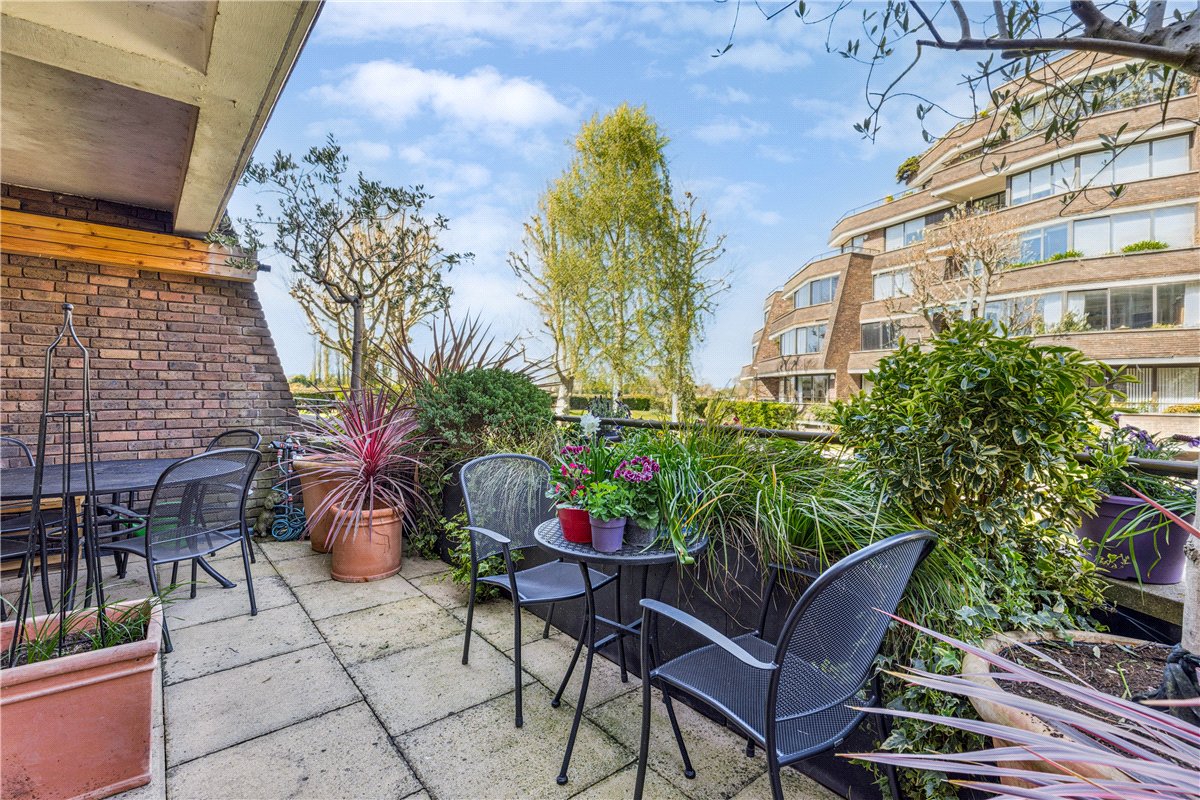 2 bedroom Flat, Stevenage Road, London, SW6 - Available, Image 12