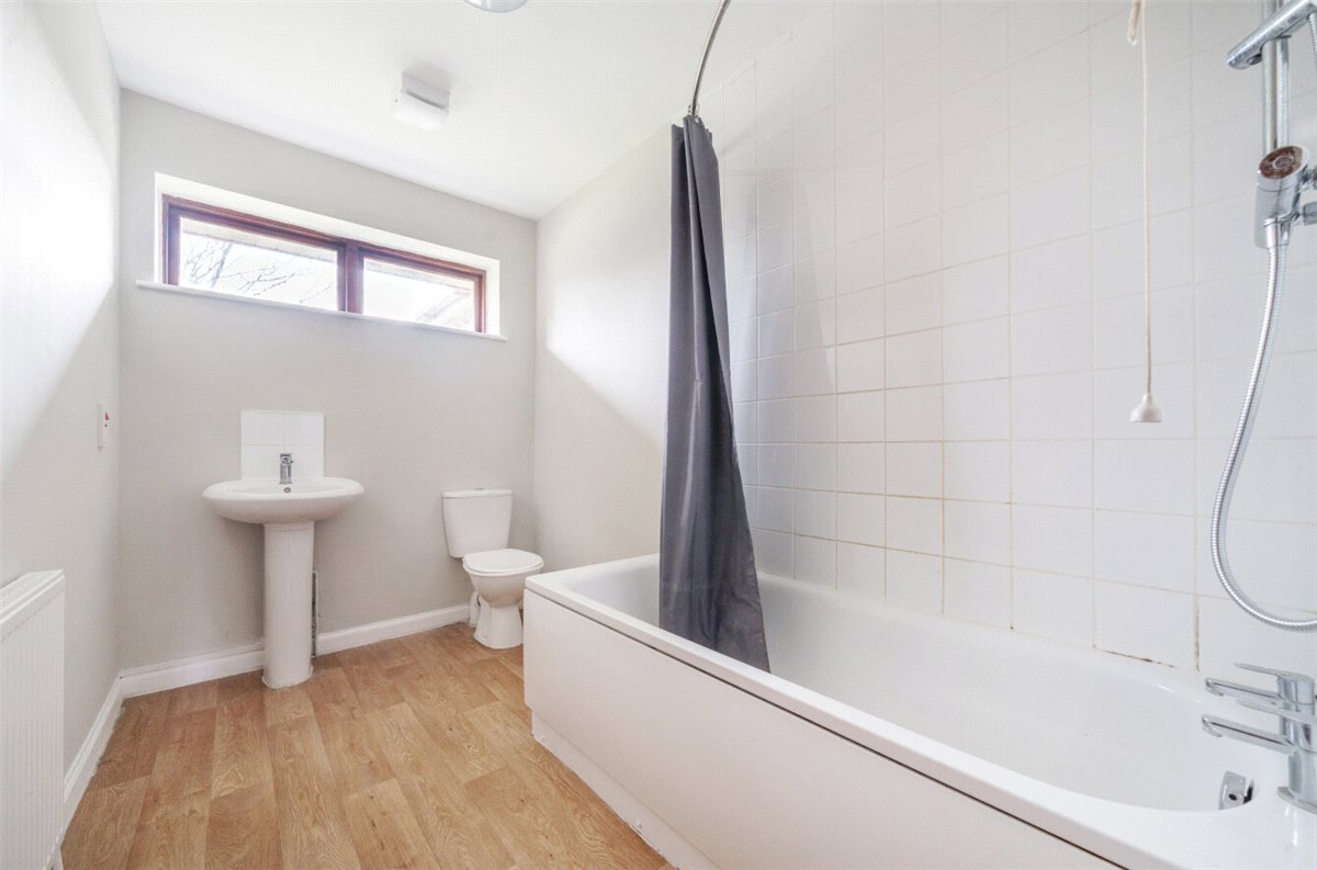 4 bedroom Bungalow, Darnford Lane, Lichfield, WS14 - Available, Image 20