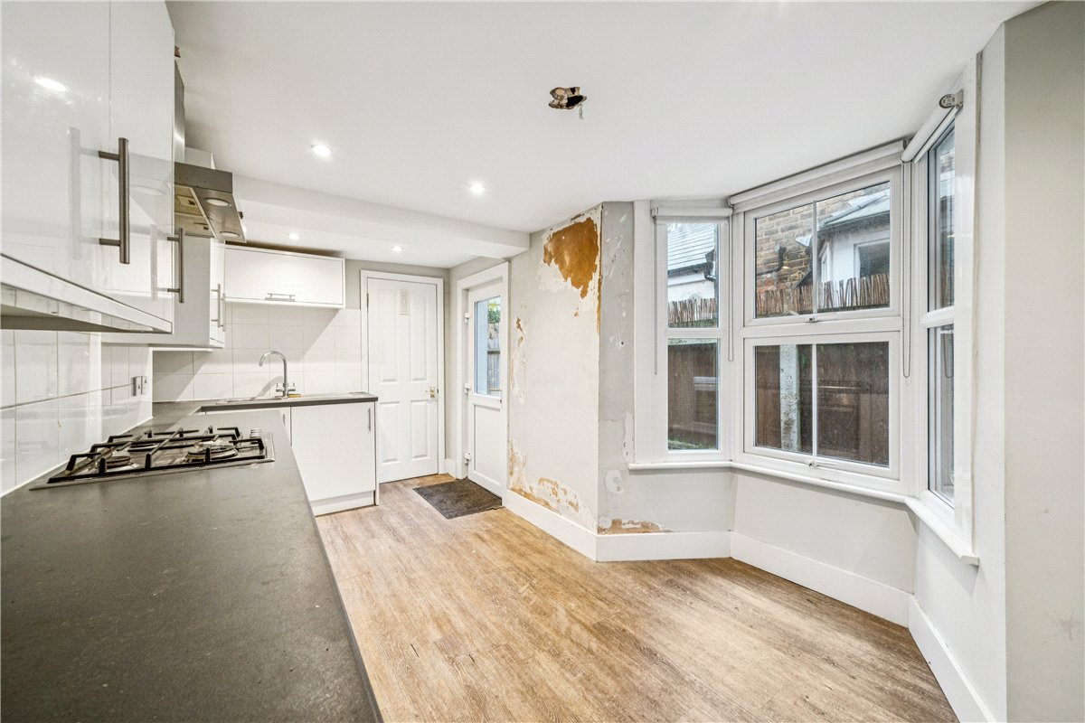 3 bedroom House, Holdernesse Road, London, SW17 - Sold, Image 3