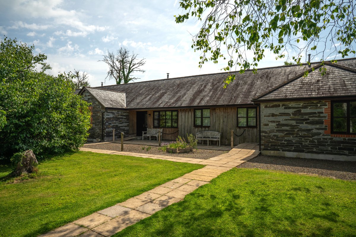 25 bedroom House, Callington, Cornwall, PL17 - Available, Image 1