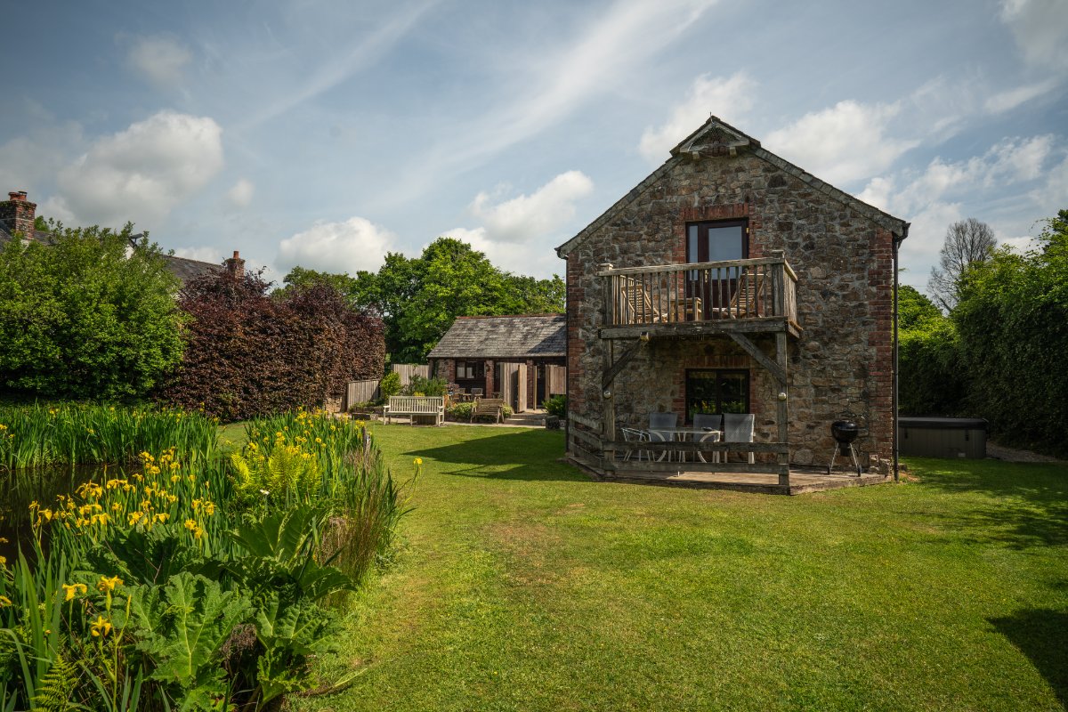 5 bedroom House, Liskeard Road, Callington, PL17 - Available, Image 1