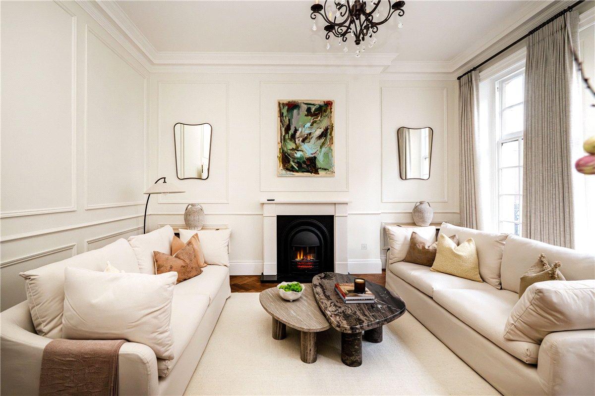 1 bedroom Flat, Upper Brook Street, Mayfair, W1K - Available, Image 3