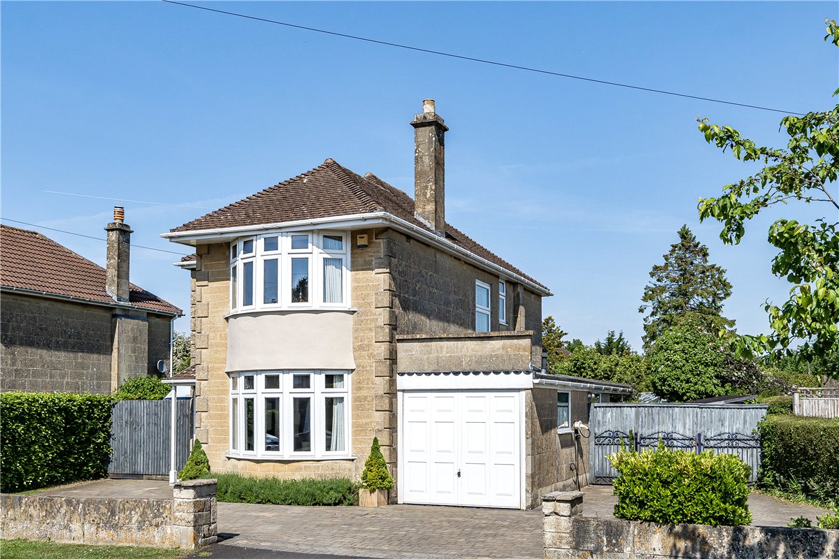3 bedroom House, Hill Avenue, Bath, BA2 - Sold STC