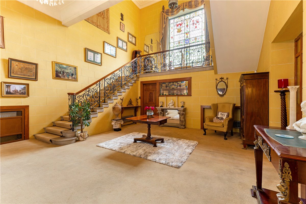 6 bedroom House, Main Street, West Haddlesey, YO8 - Available, Image 13