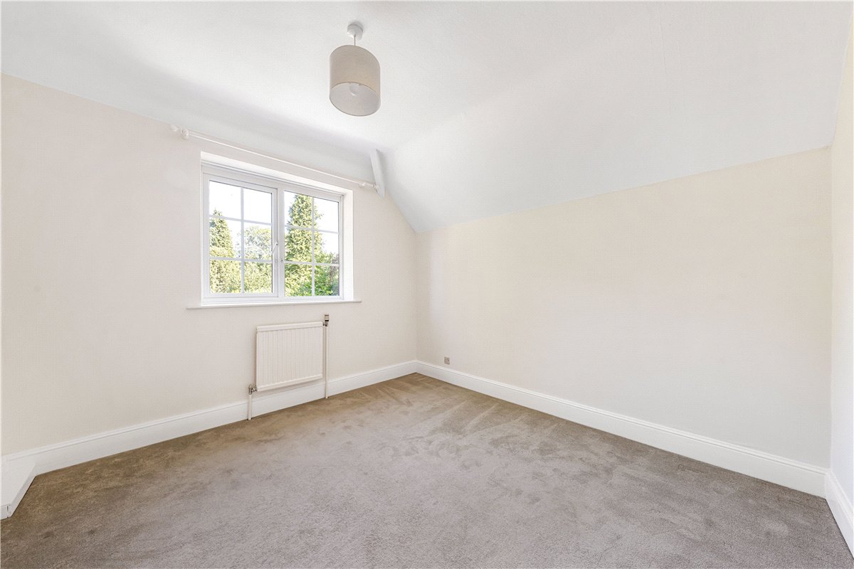 5 bedroom House, Potter Row, Great Missenden, HP16 - Available, Image 11