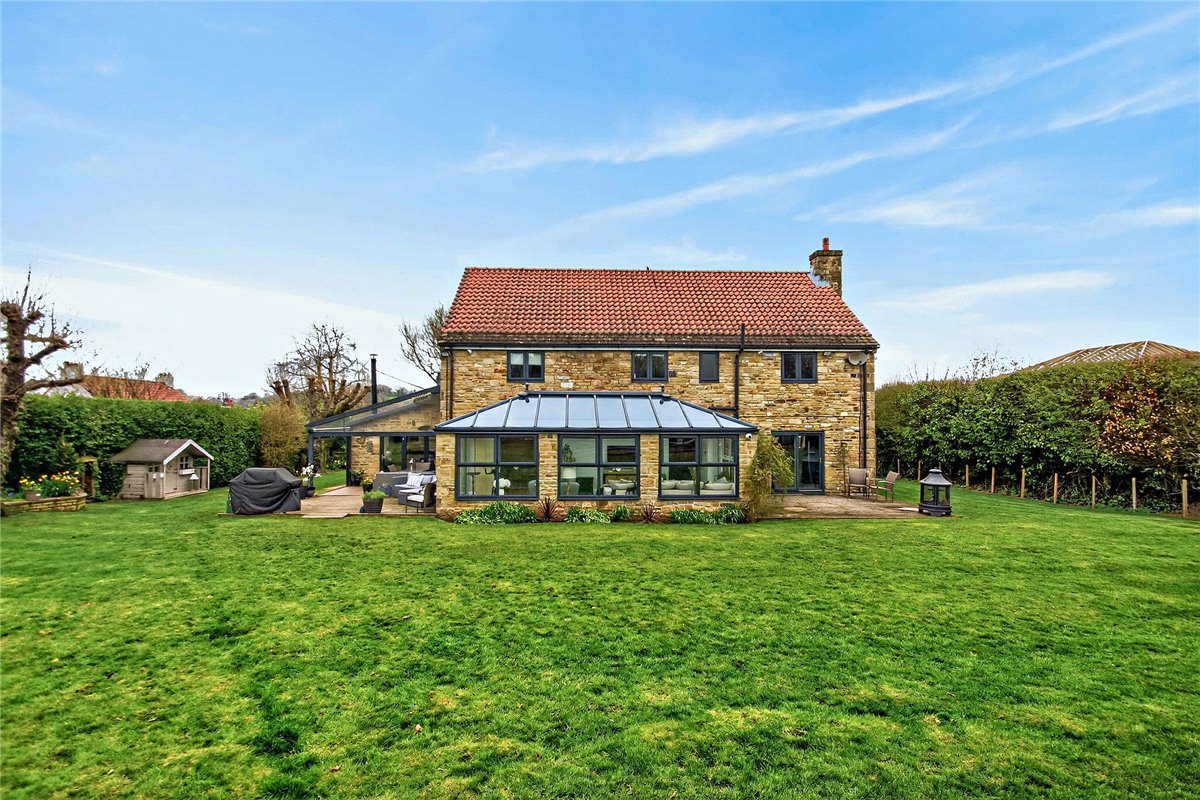 5 bedroom House, Maple Gardens, Bardsey, LS17 - Available, Image 7