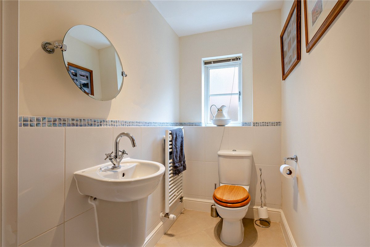 4 bedroom House, Hermitage Green, Hermitage, RG18 - Available, Image 16