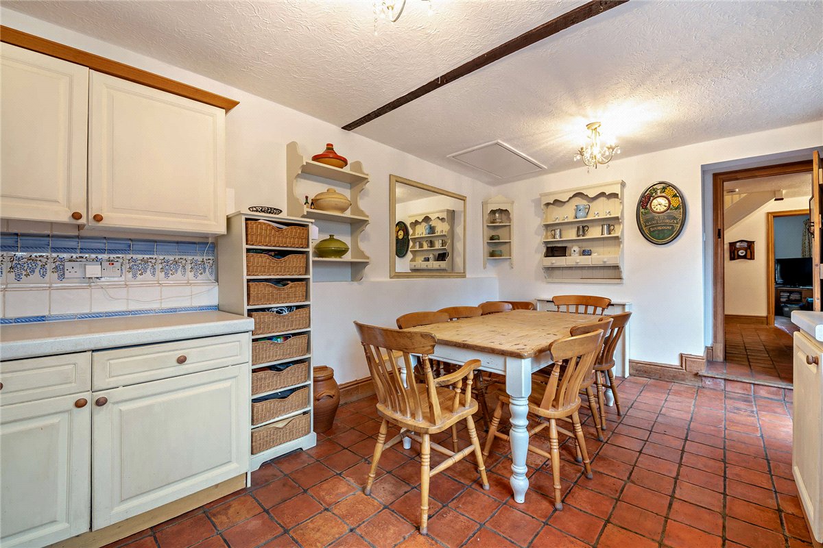 4 bedroom Barn Conversion, Snelsmore, Newbury, RG14 - Available, Image 4