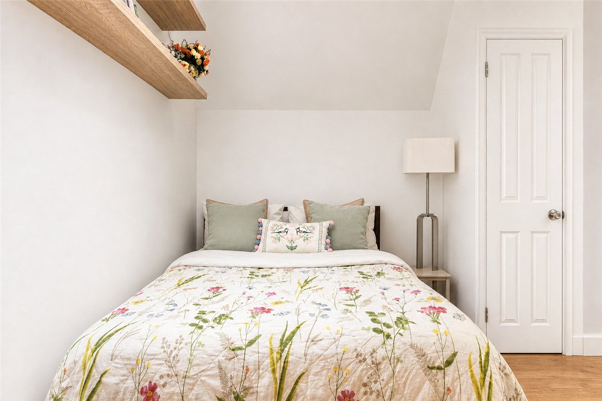3 bedroom Flat, Inglethorpe Street, London, SW6 - Available, Image 8
