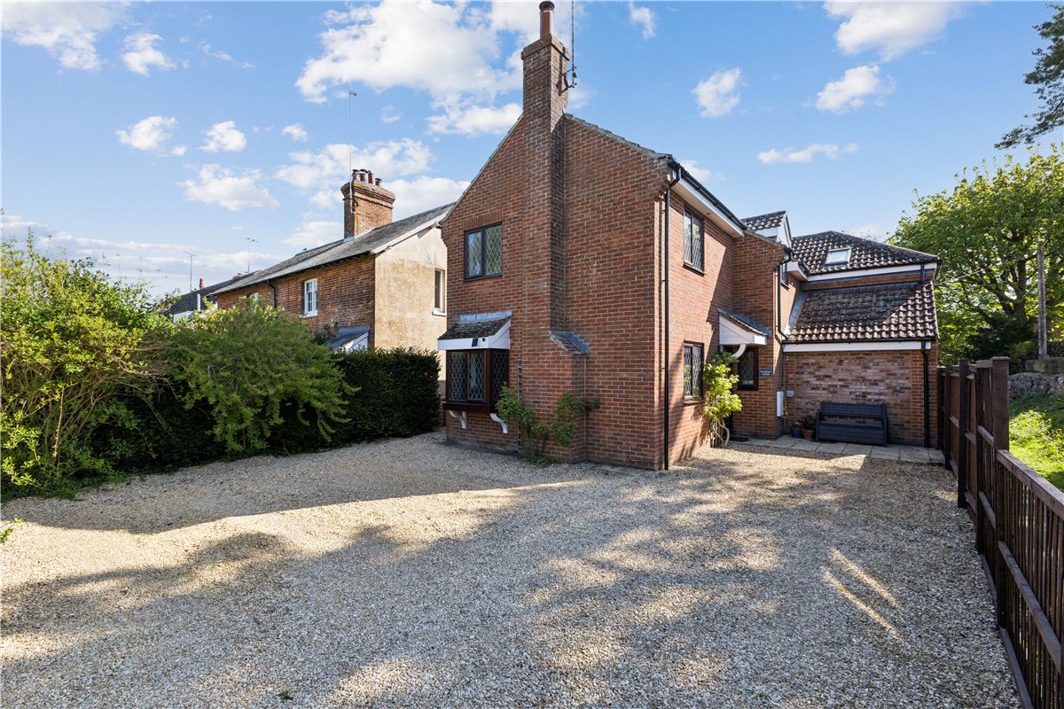4 bedroom House, Forge Lane, West Overton, SN8 - Sold STC