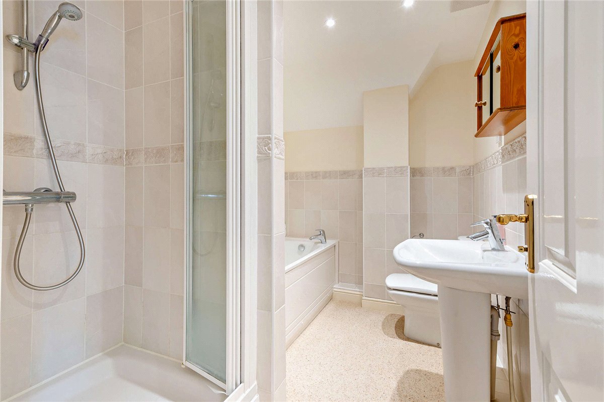 3 bedroom House, Palmers Yard, Ecchinswell, RG20 - Available, Image 16