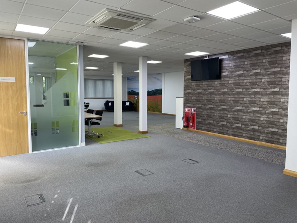 500 to 17642 Sq Ft, Horton Avenue, Devizes, SN10 - Available, Image 1