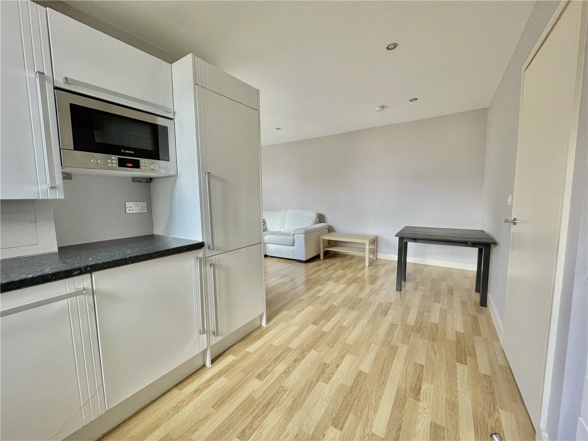 2 bedroom Flat, Paradise Street, Cambridge, CB1 - Sold STC, Image 5