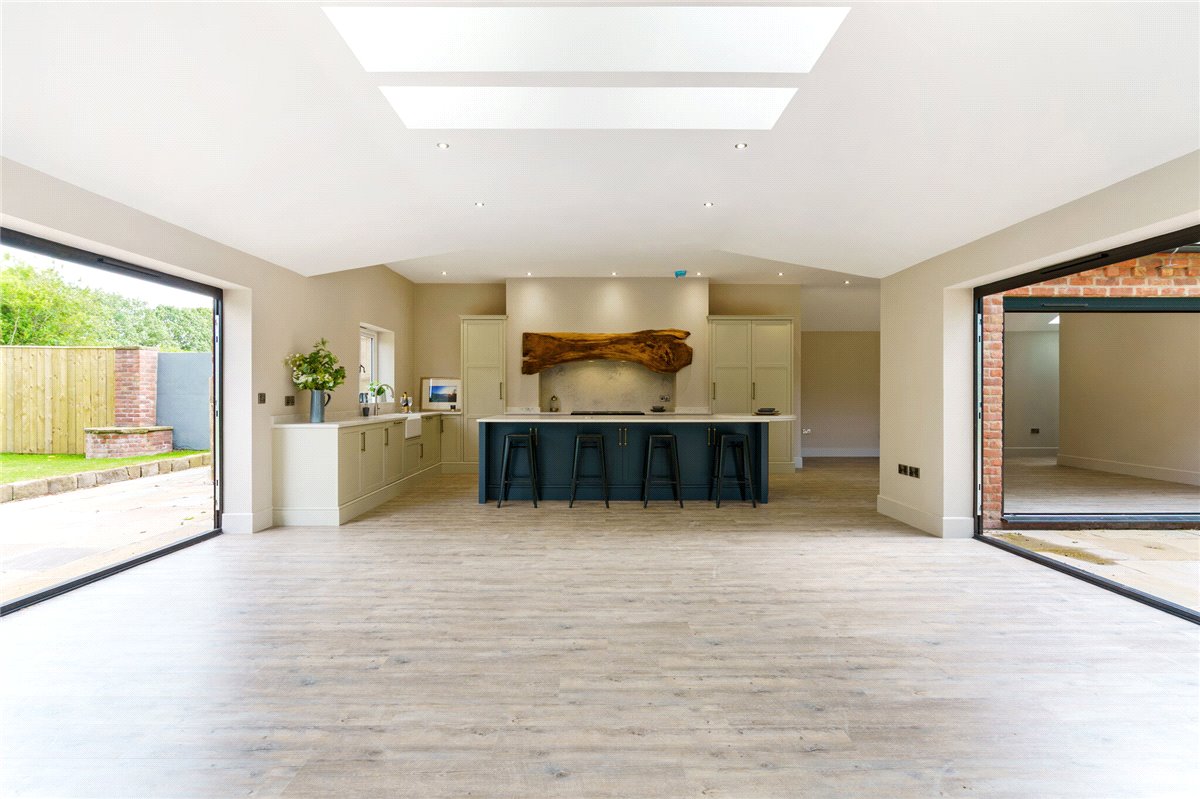 4 bedroom Barn Conversion, The Stables, North Dalton, YO25 - Available, Image 14