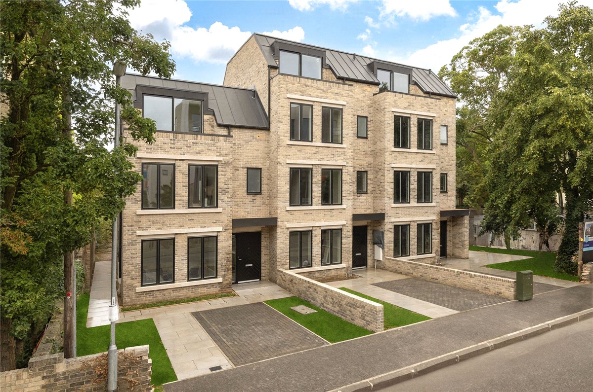 4 bedroom House, Fitzwilliam Road, Off Brooklands Avenue, Cambridge, CB2 - Available