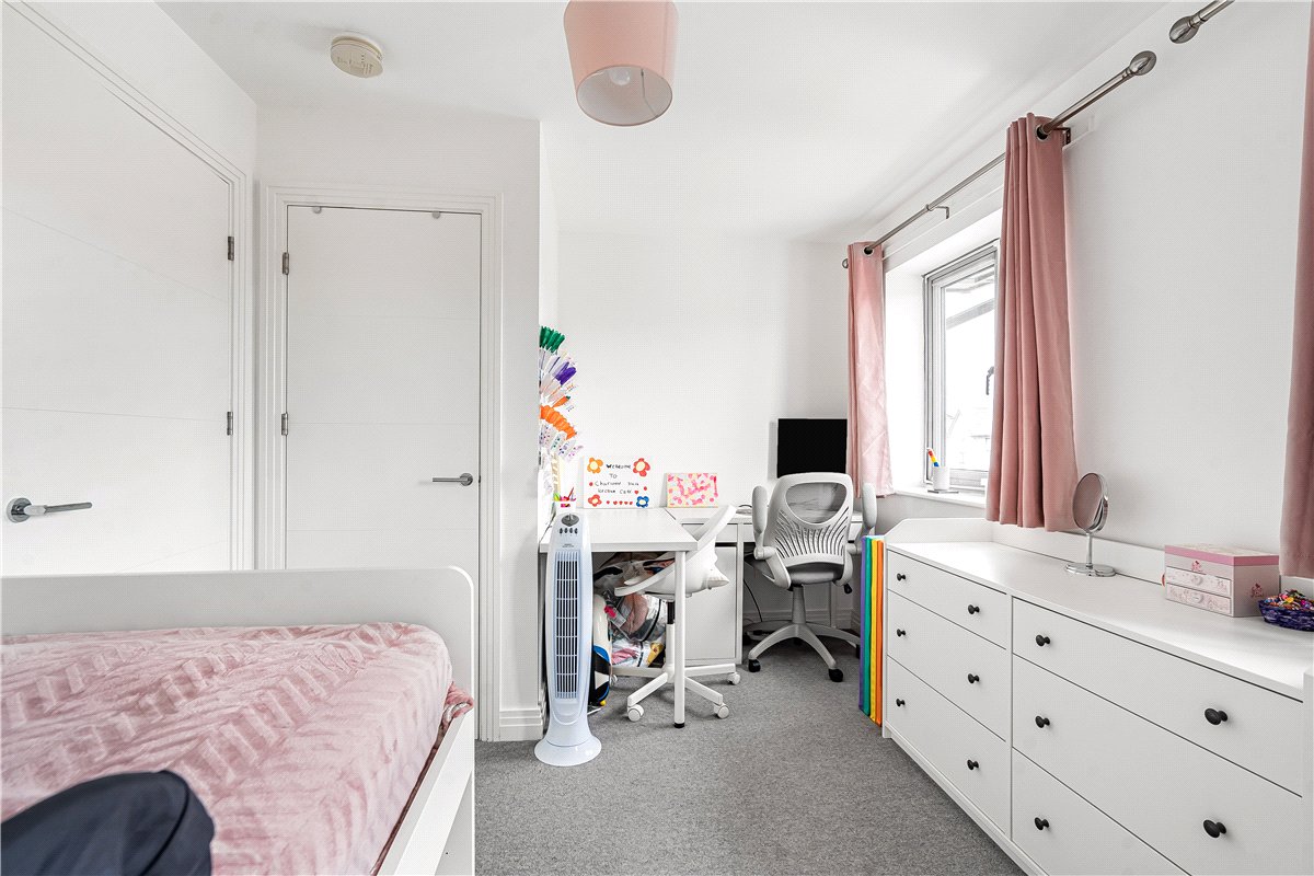 2 bedroom House, Brawn Grove, Glebe Farm, MK17 - Available, Image 13