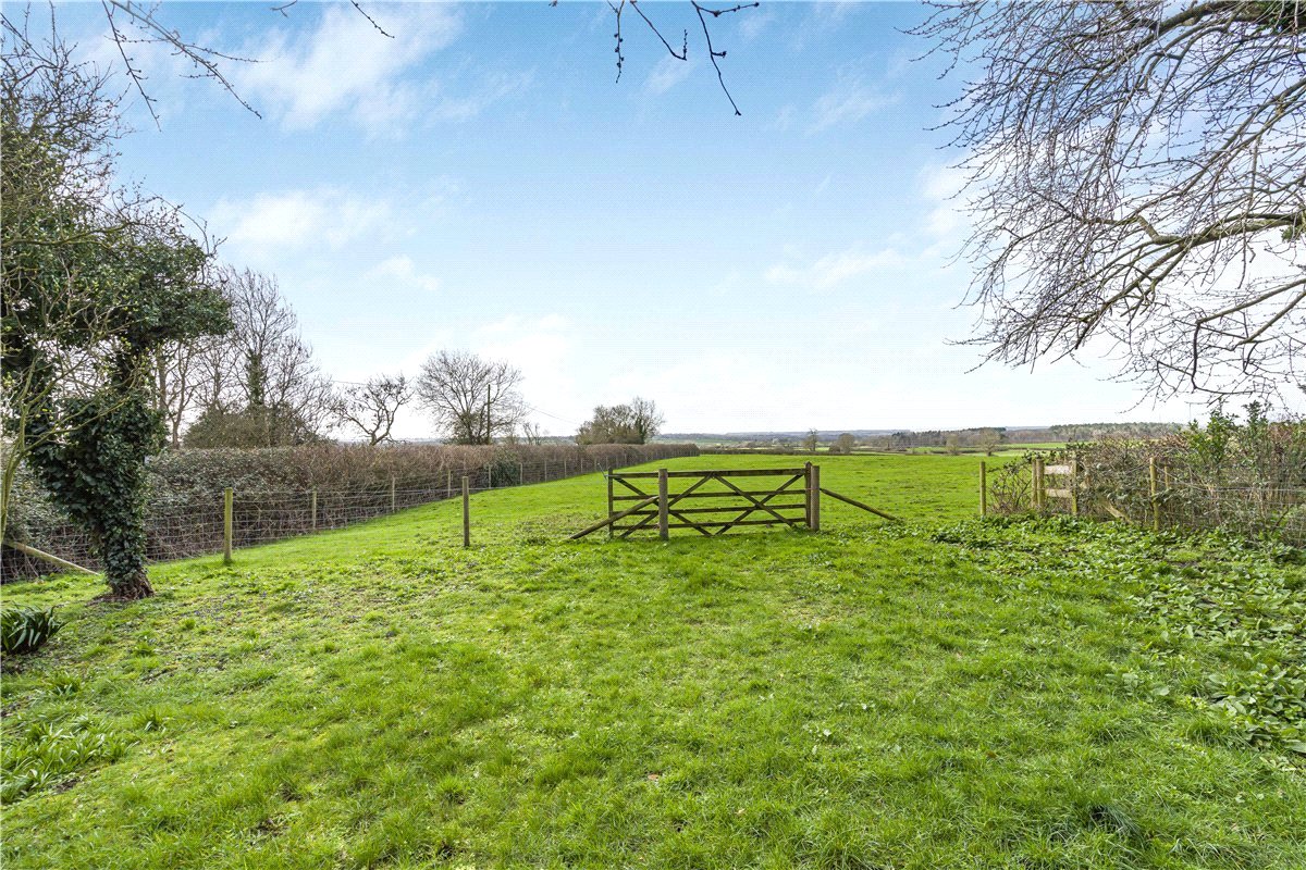 2 bedroom Cottage, Main Street, Sutton Cheney, CV13 - Sold, Image 2