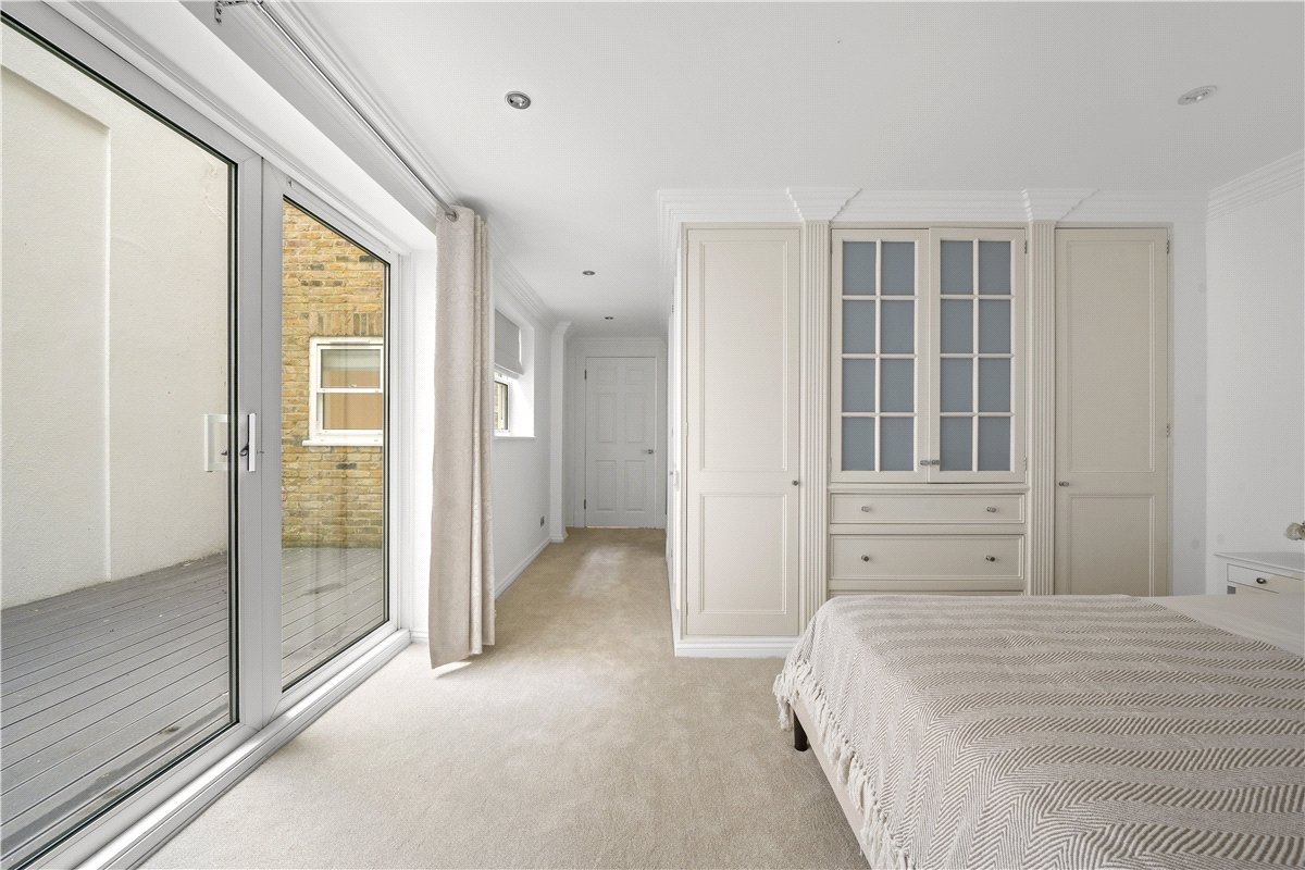 2 bedroom Flat, Manson Place, South Kensington, SW7 - , Image 4