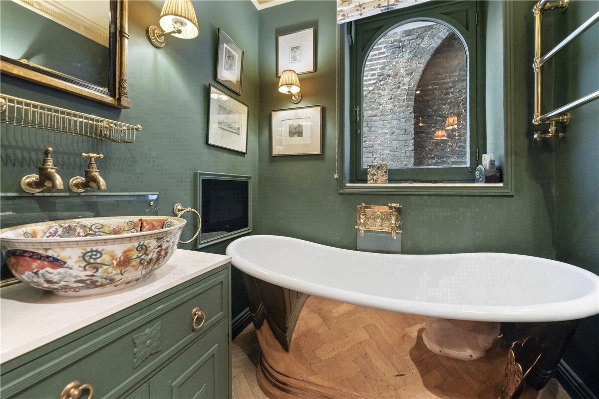 2 bedroom Flat, Pembridge Square, Notting Hill Gate, W2 - Available, Image 12