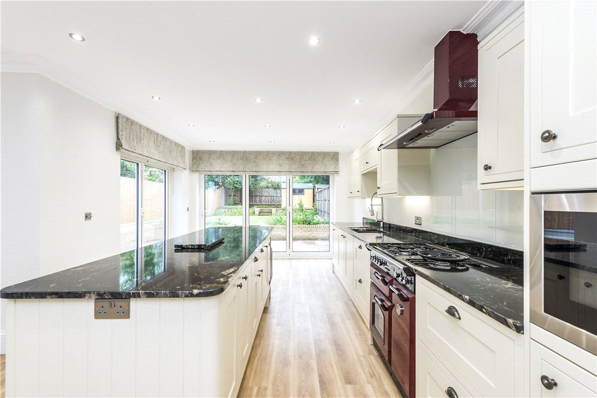 5 bedroom House, Elms Road, London, SW4 - , Image 22