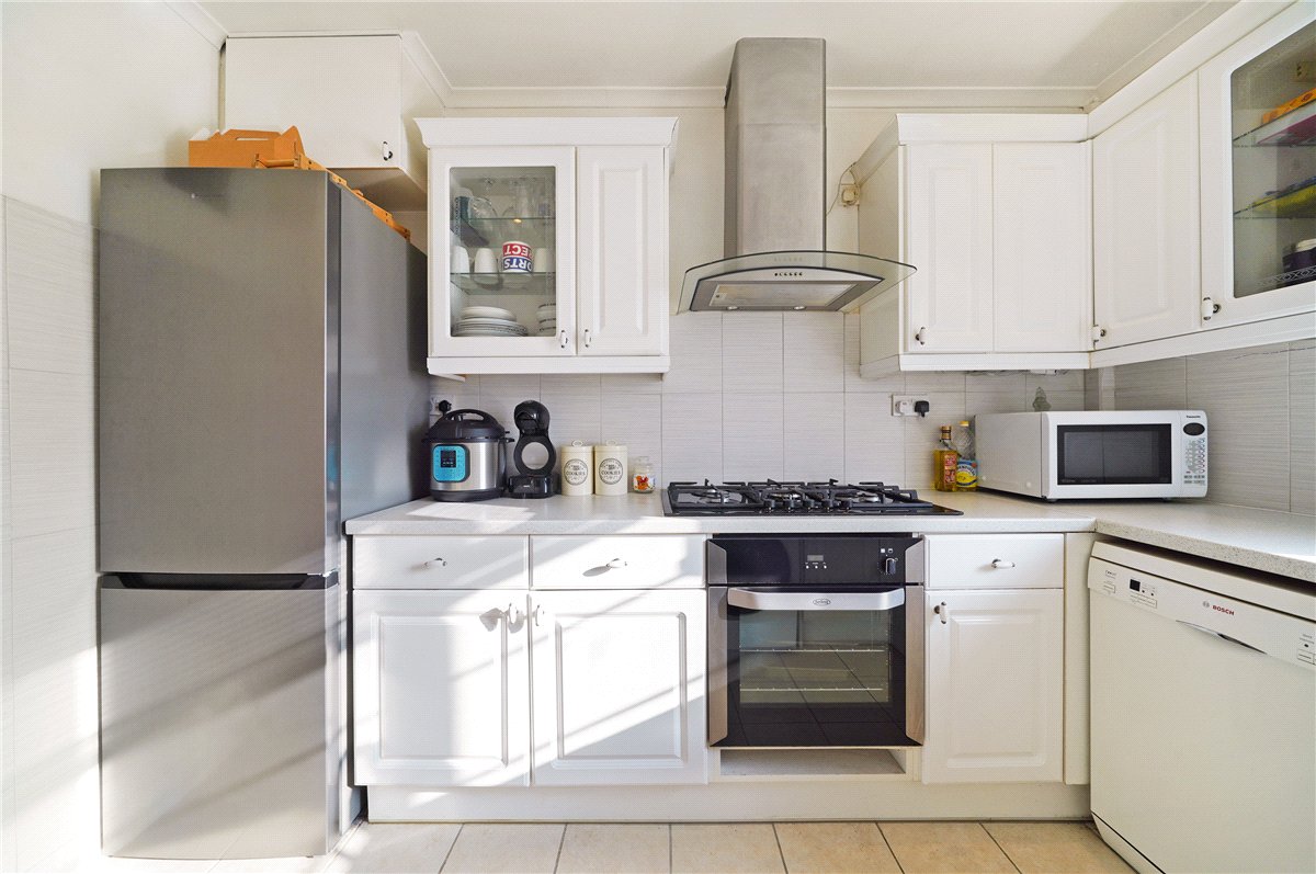 2 bedroom Flat, Barons Keep, Gliddon Road, W14 - Sold, Image 9