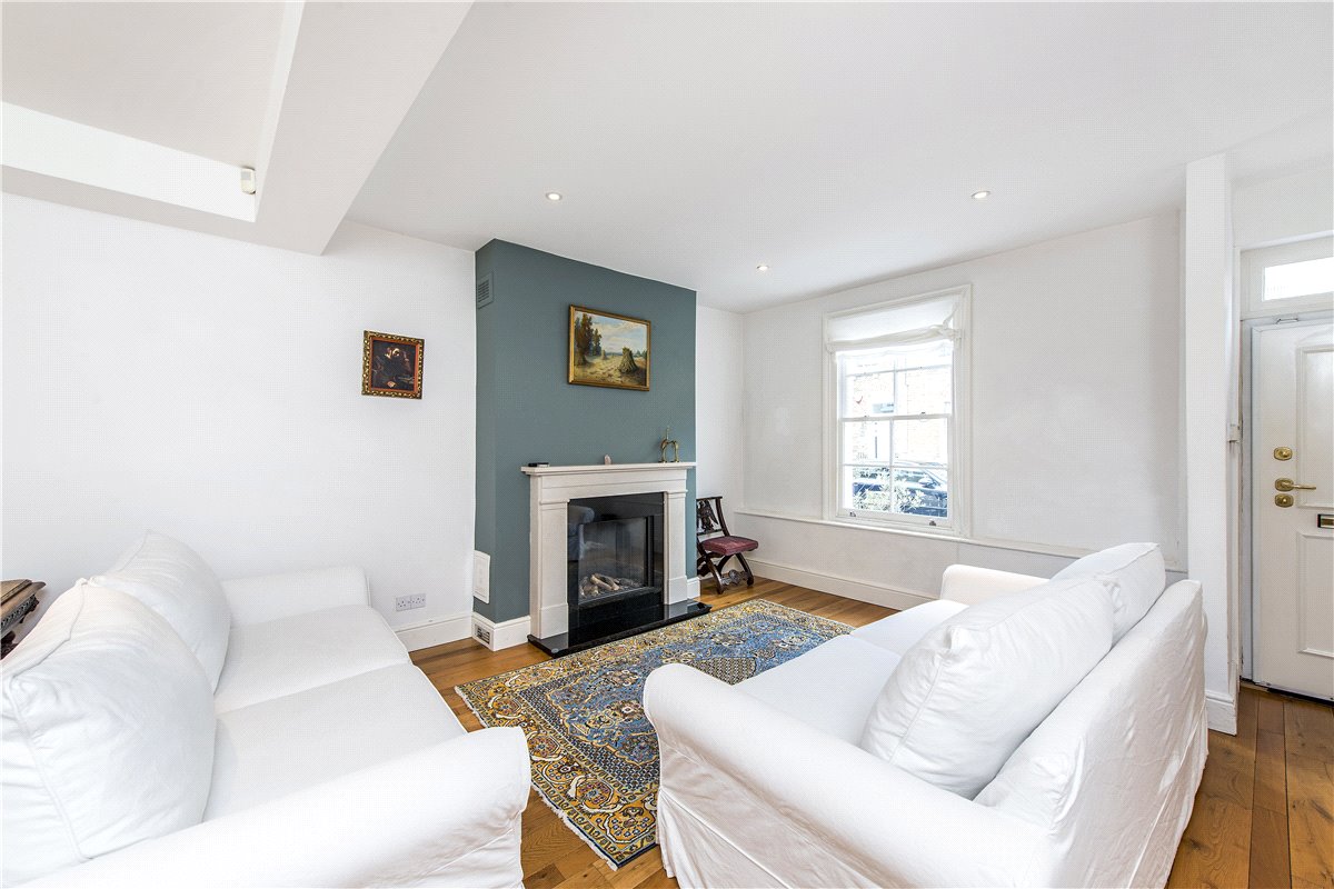 3 bedroom House, Queensdale Place, Holland Park, W11 - Sold