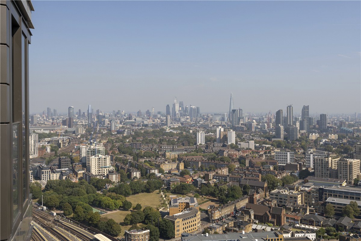 2 bedroom Flat, DAMAC Tower, Nine Elms, SW8 - Available, Image 5