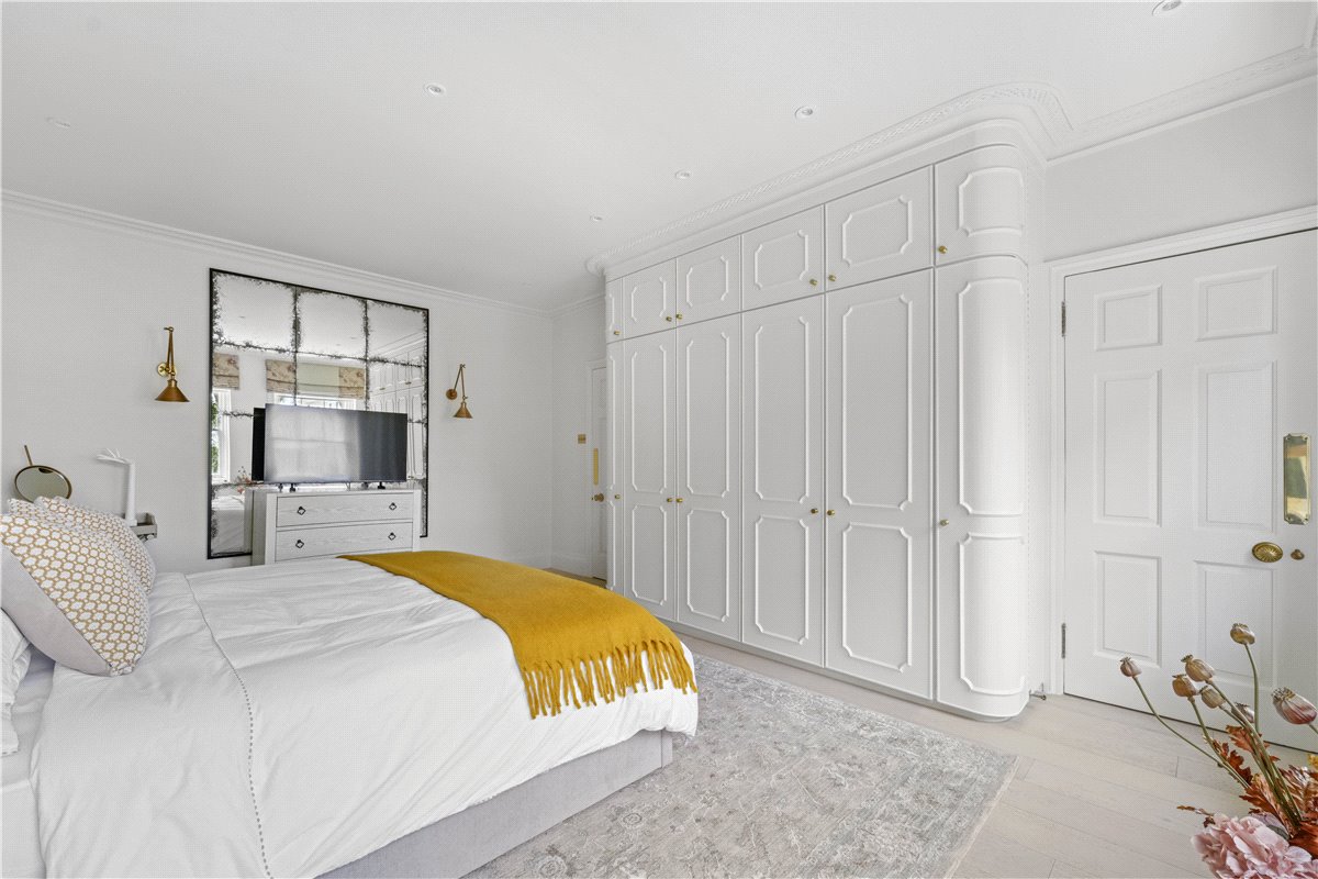 6 bedroom House, Ennismore Gardens, Knightsbridge, SW7 - Available, Image 14