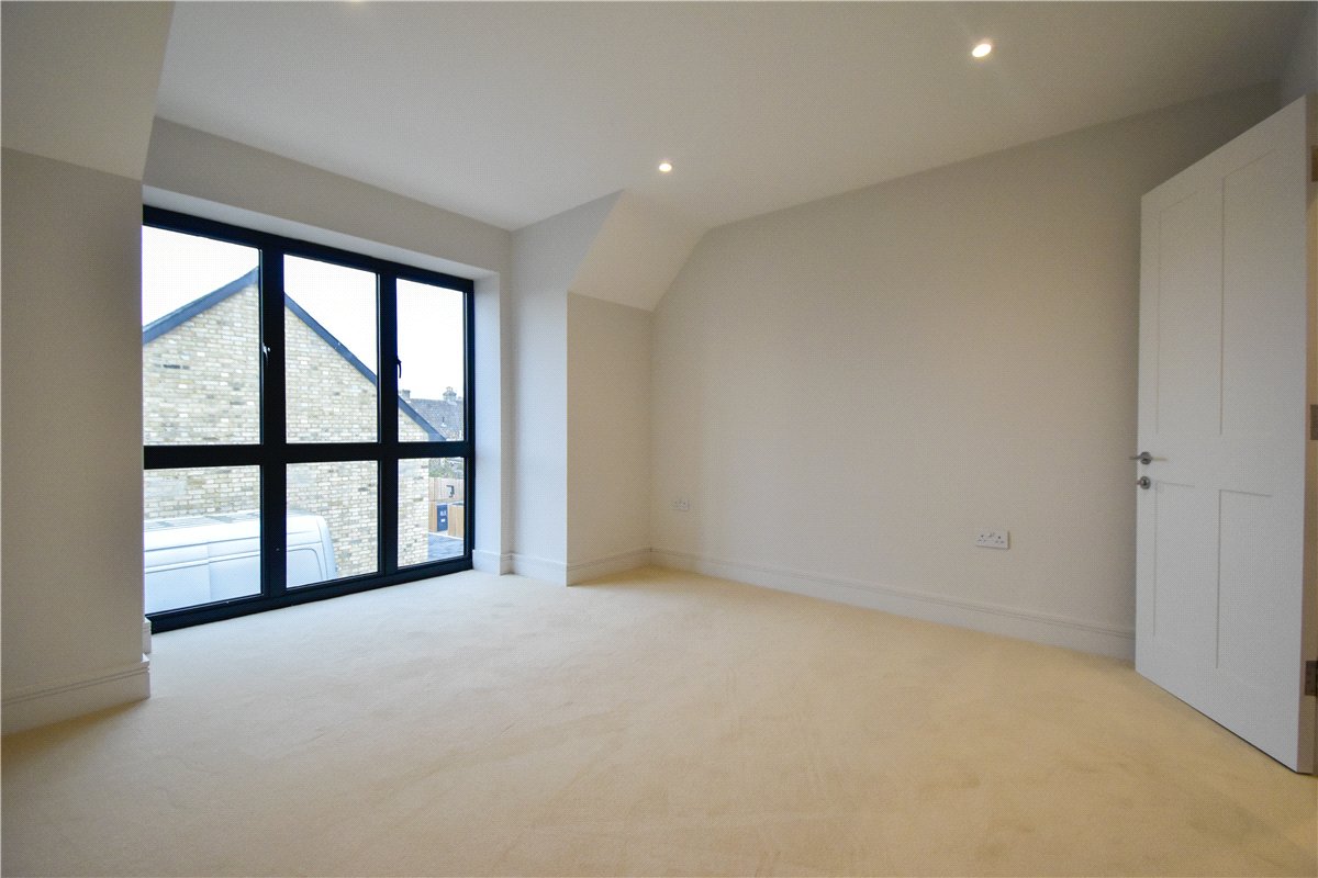 3 bedroom House, Station Road, Foxton, CB22 - Available, Image 3