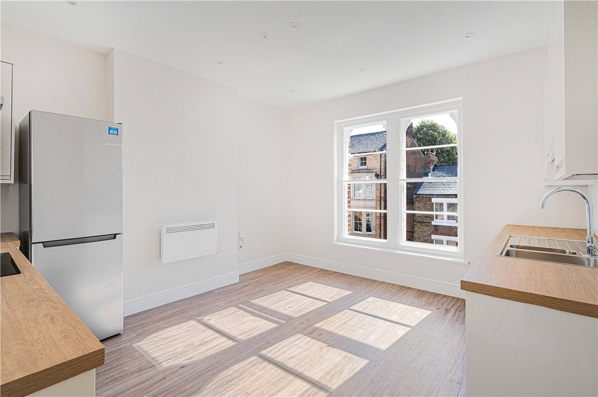 2 bedroom Flat, Walton Crescent, Oxford, OX1 - Available, Image 16