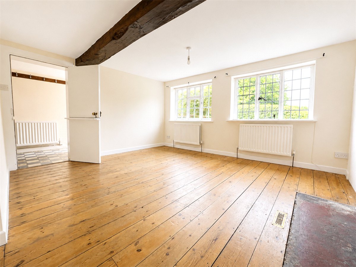 2 bedroom House, East Stratton, Winchester, SO21 - Available, Image 2