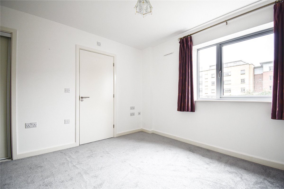 2 bedroom Flat, Glenalmond Avenue, Cyan Building, CB2 - , Image 1