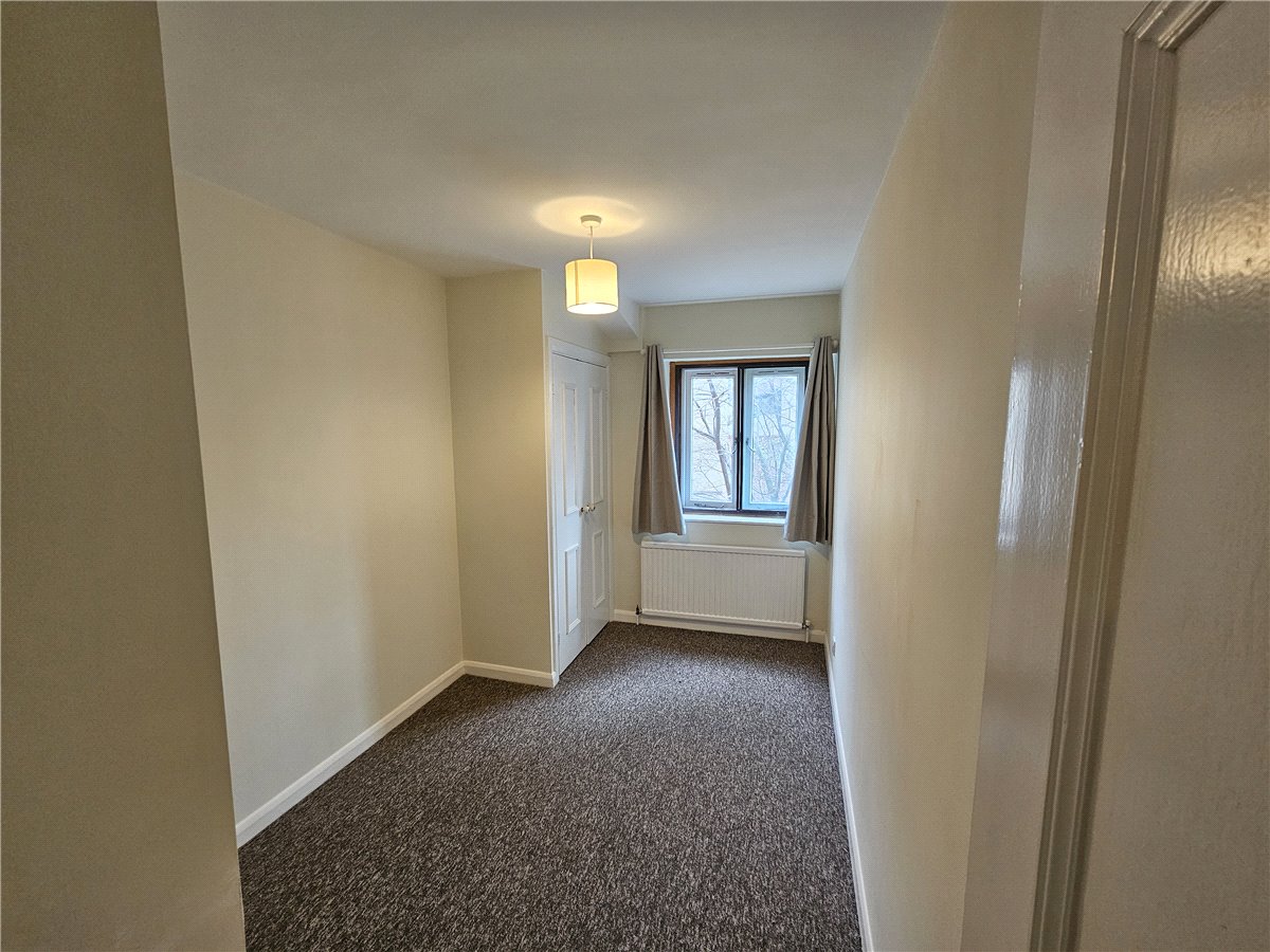 3 bedroom Flat, Caxton Court, Grove Street, BA2 - Let Agreed, Image 16