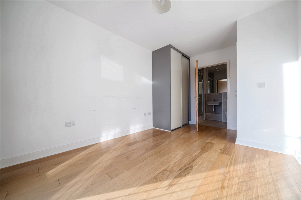2 bedroom Flat, Victoria Bridge Road, Bath, BA2 - Available, Image 9