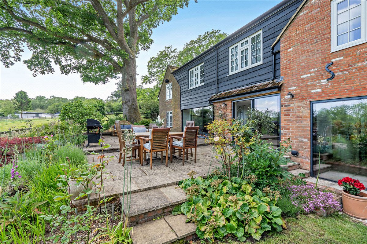 5 bedroom House, Crookham Common, Thatcham, RG19 - Available, Image 29