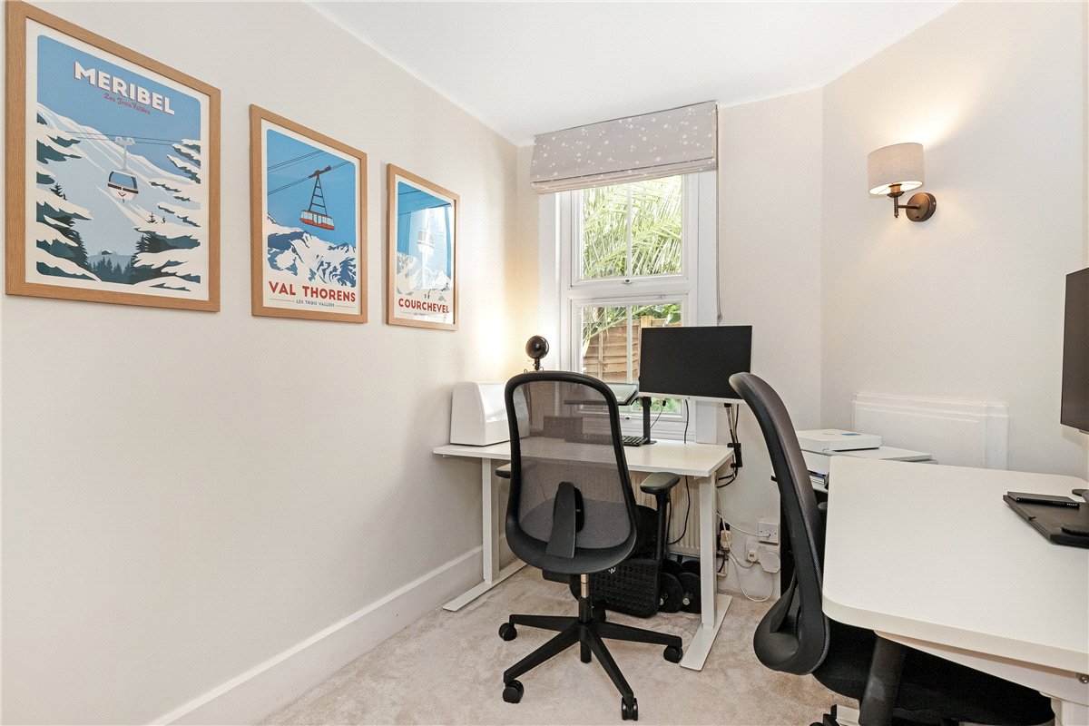 2 bedroom Flat, Babington Road, London, SW16 - Available, Image 9