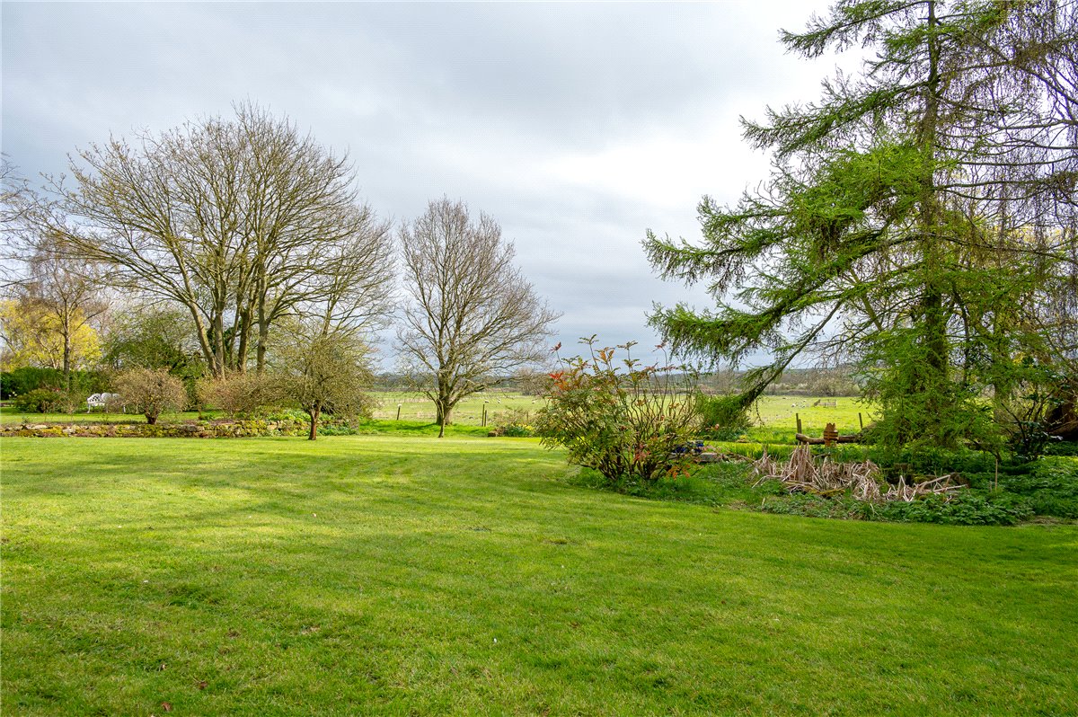 7 bedroom House, Main Street, Gristhorpe, YO14 - Sold, Image 15