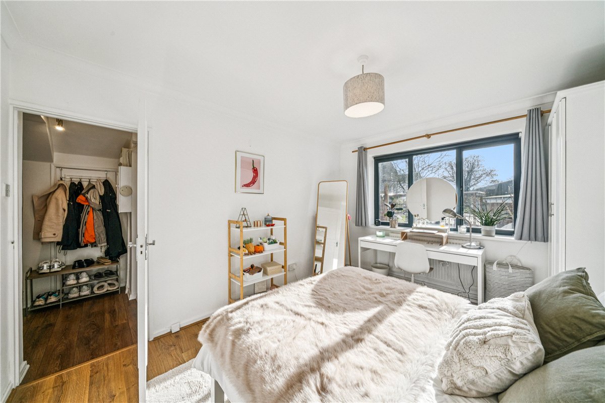 2 bedroom Flat, Mayford Close, London, SW12 - Sold STC, Image 12