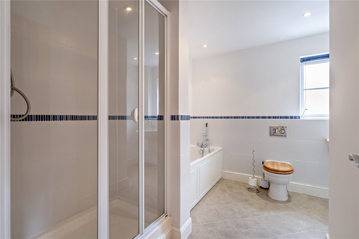 4 bedroom House, Hermitage Green, Hermitage, RG18 - Available, Image 25