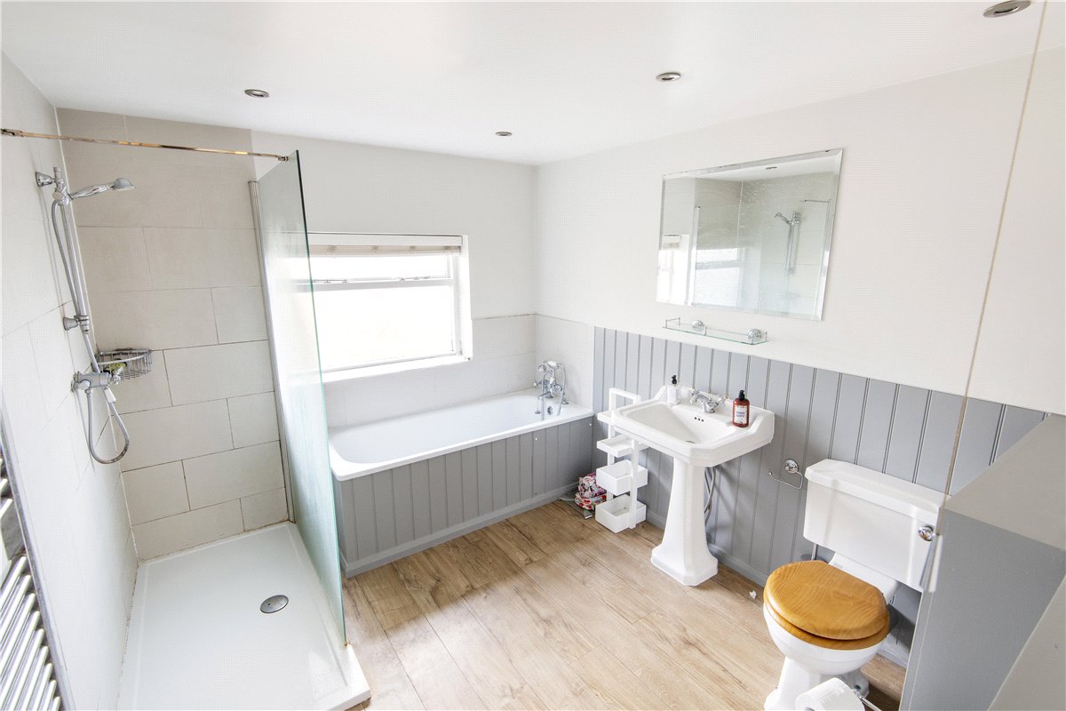 2 bedroom Maisonette, Fernside Road, London, SW12 - Sold, Image 5